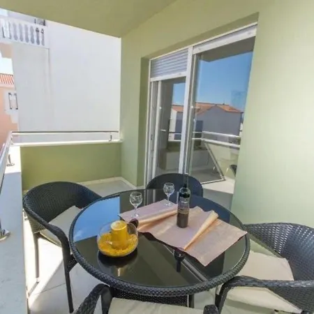 Mali San Apartment *